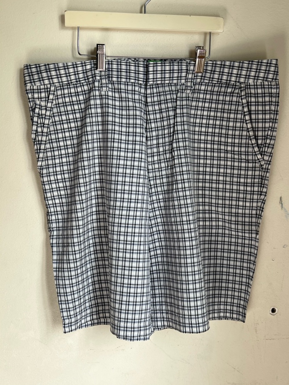 HUGO BOSS Classic Black & White Plaid A-Line SHORT